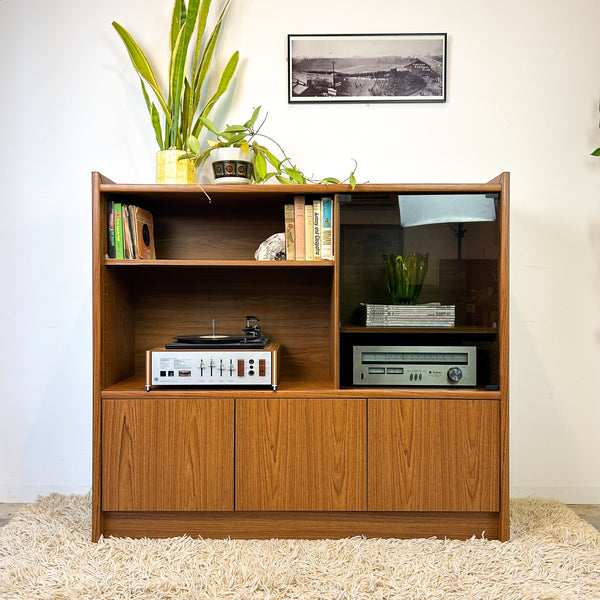 STEREO MEDIA CABINET