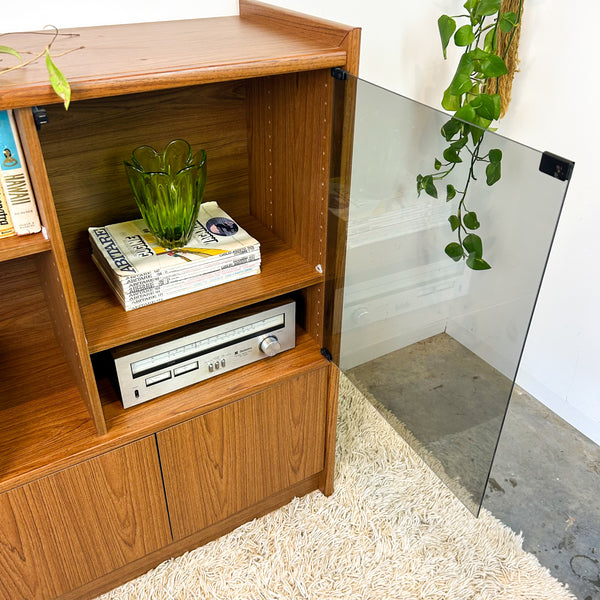 STEREO MEDIA CABINET