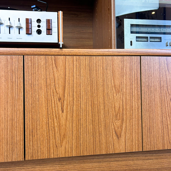 STEREO MEDIA CABINET