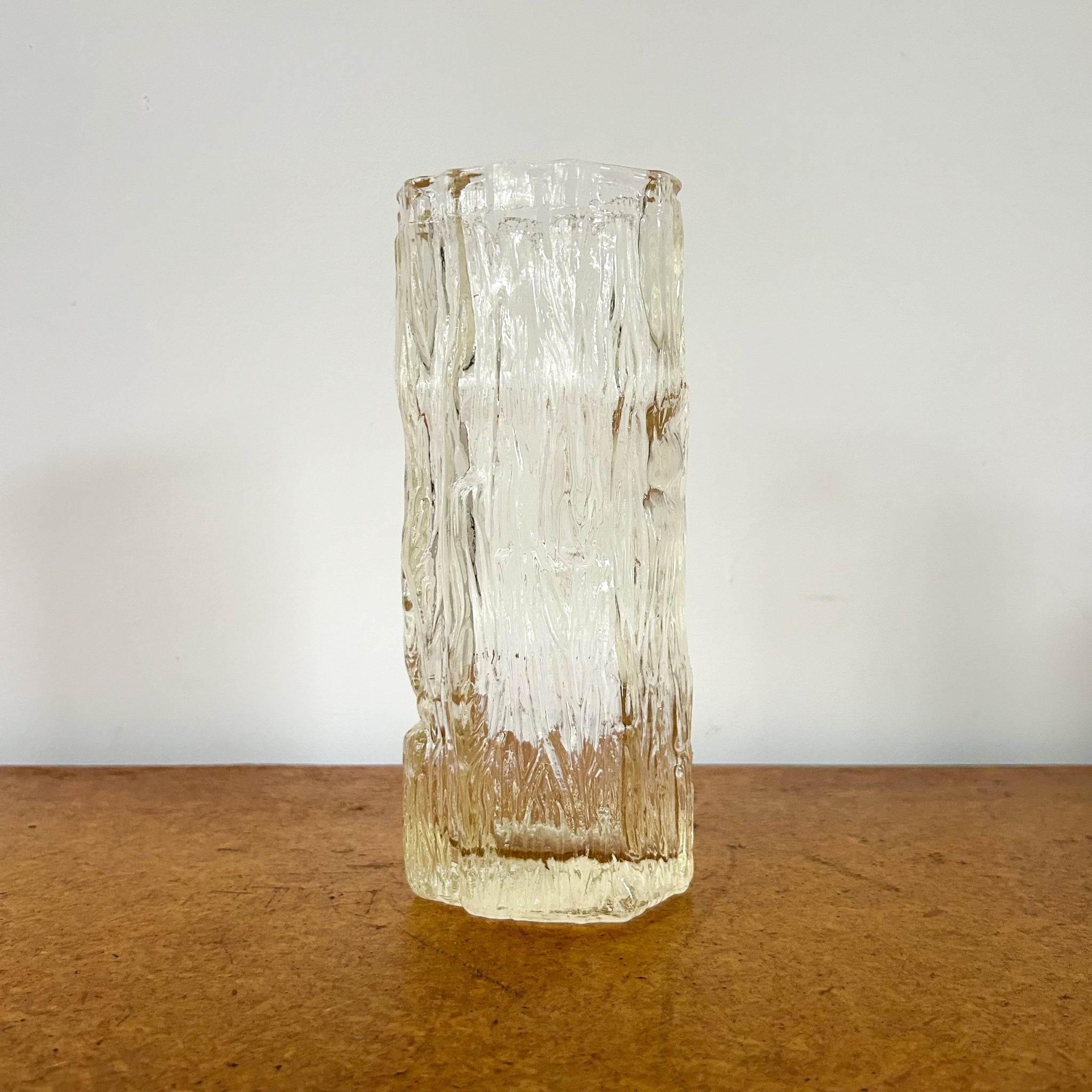 RAVENHEAD BARK GLASS VASE