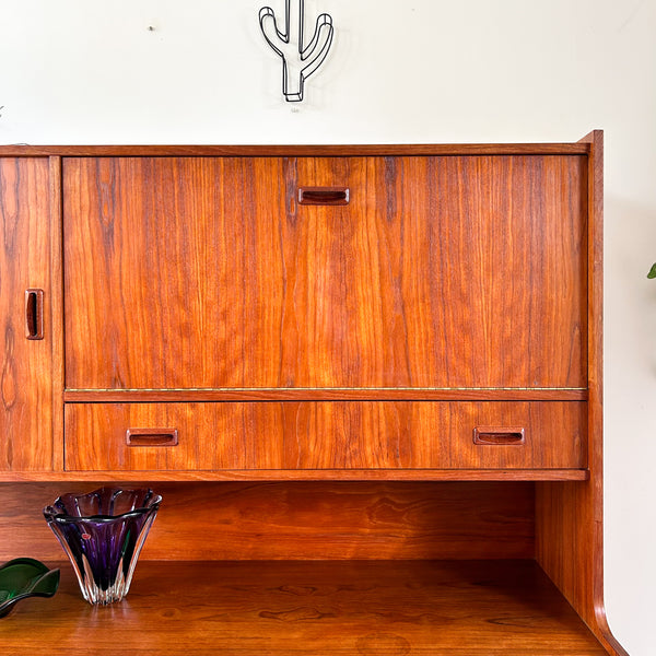 GAINSBOROUGH SIDEBOARD COCKTAIL CABINET