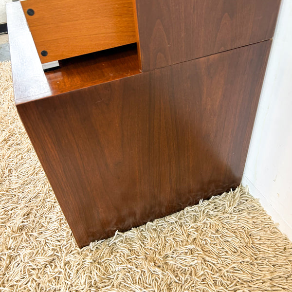 TALL PARKER CABINET & SHELVES
