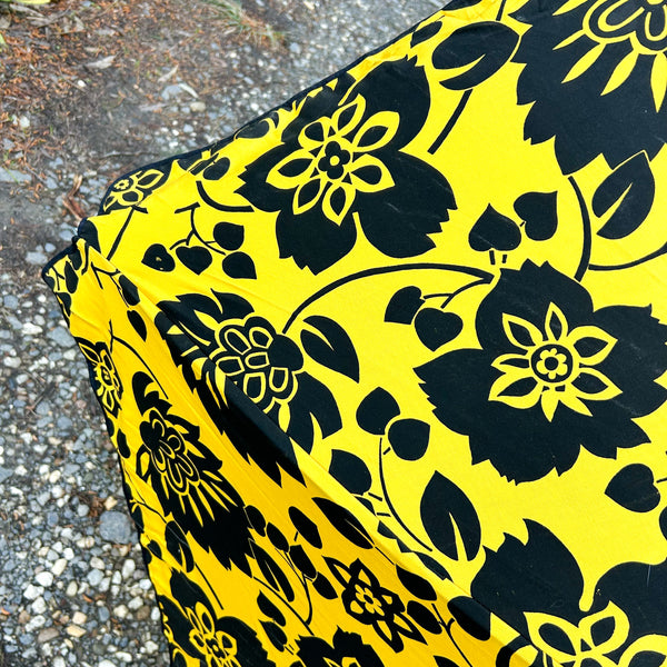 STANDFAST BEACH UMBRELLA