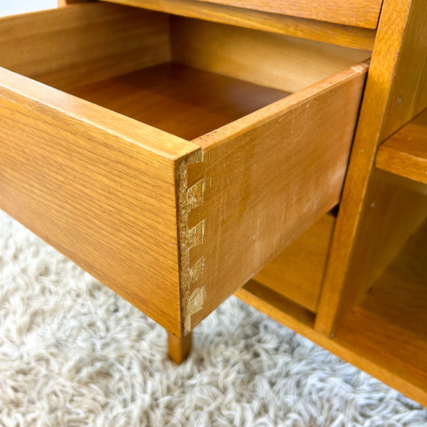 PETITE SIDEBOARD BUFFET