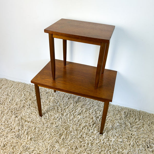 NESTING SIDE TABLES
