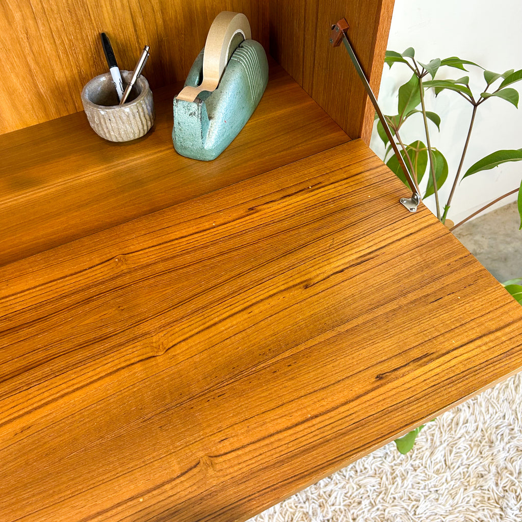 MACROB WALL UNIT