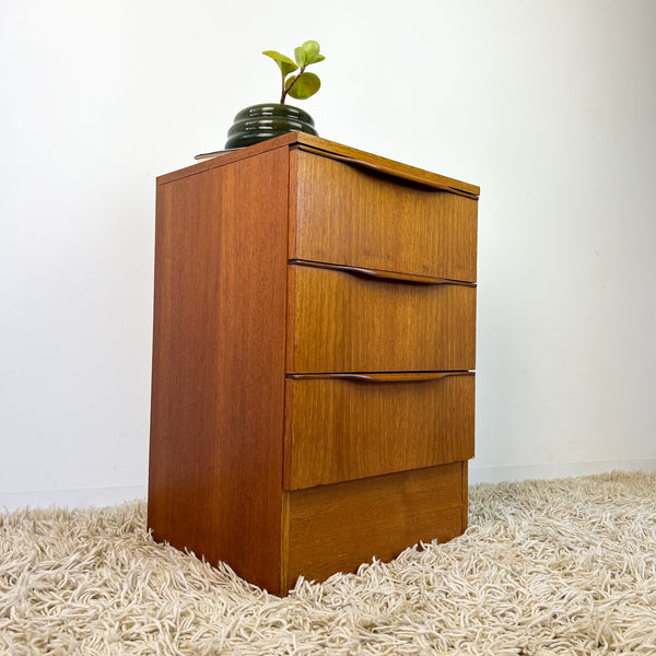 BEDSIDE DRAWERS WITH WAVE HANDLES (SINGLE)