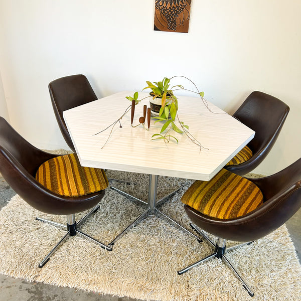 HEXAGONAL DINING TABLE WITH VINYL CHAIRS