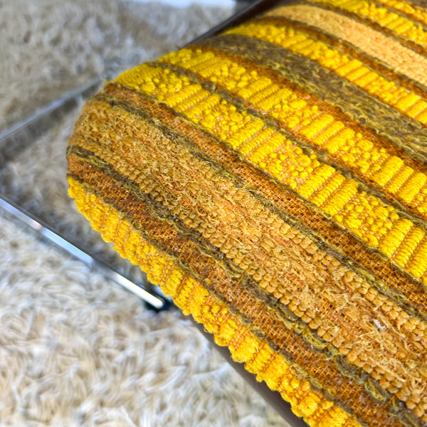 HEXAGONAL DINING TABLE WITH VINYL CHAIRS