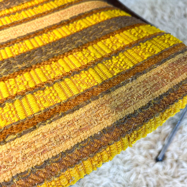 HEXAGONAL DINING TABLE WITH VINYL CHAIRS