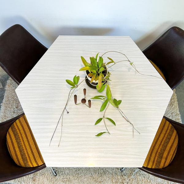 HEXAGONAL DINING TABLE WITH VINYL CHAIRS