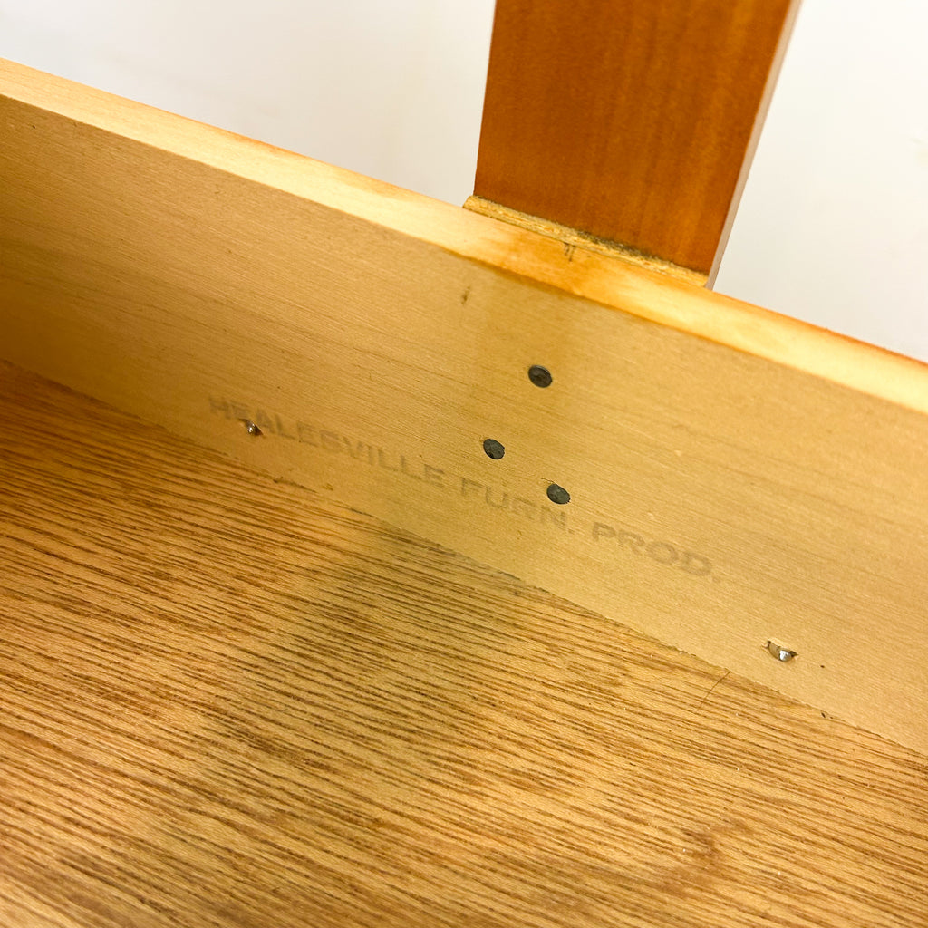 CANTILEVER SEWING BOX