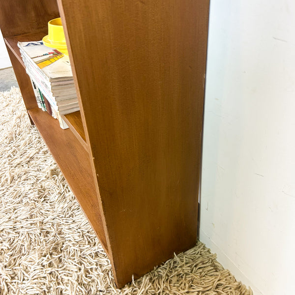 SMALL BOOKCASE