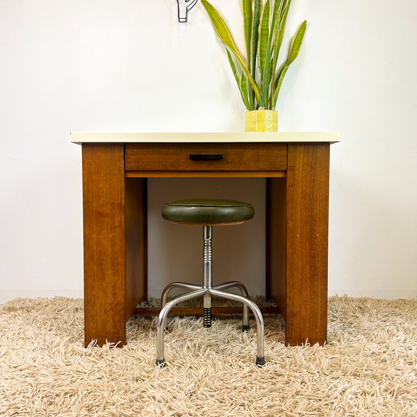 WORLD MAP DESK