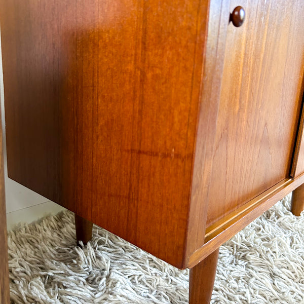 RECORD CABINET