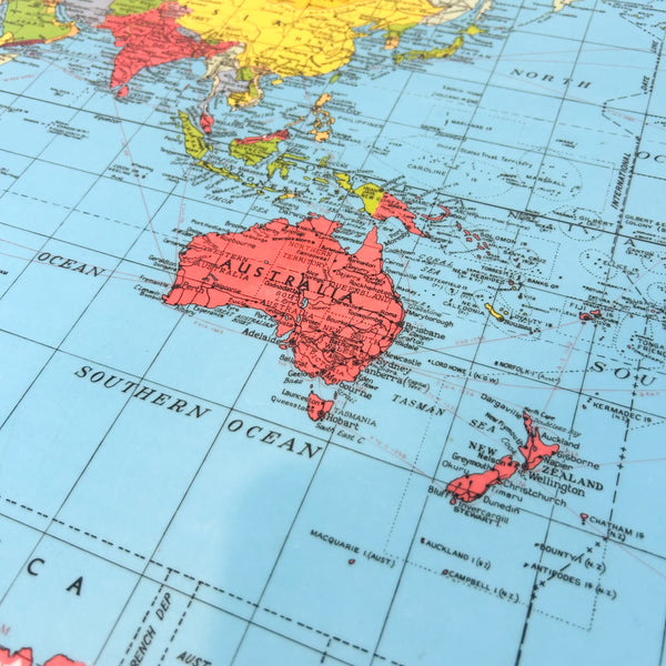 WORLD MAP DESK