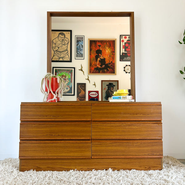 CRO DRESSER WITH MIRROR