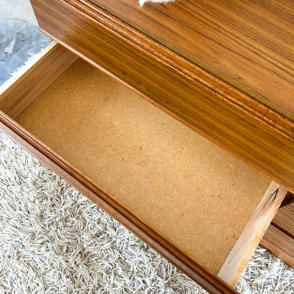 CRO DRESSER WITH MIRROR
