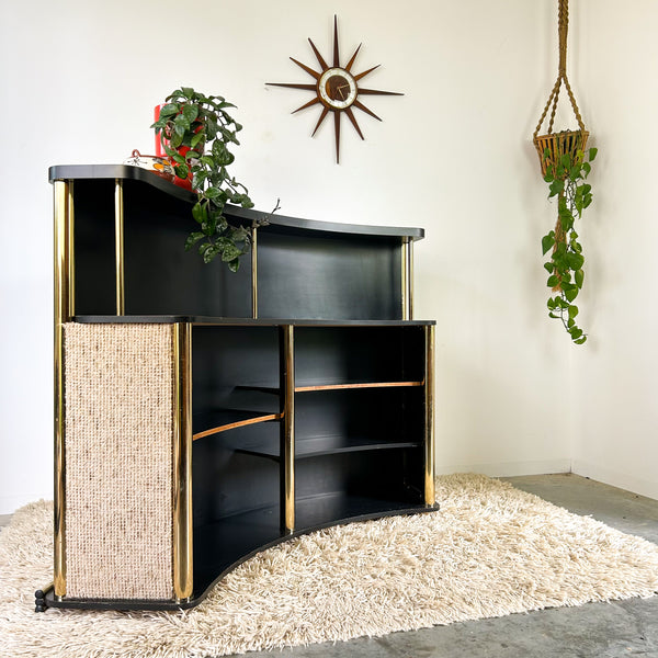 HOLLYWOOD REGENCY BAR