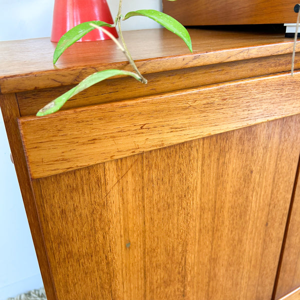 SIDEBOARD CABINET
