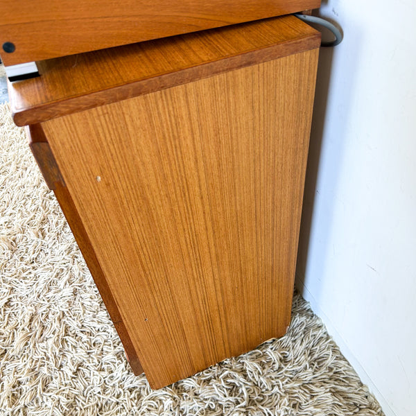 SIDEBOARD CABINET