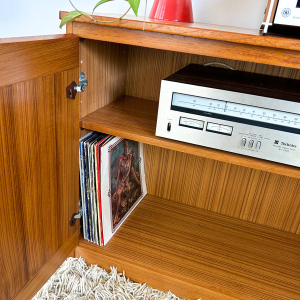 SIDEBOARD CABINET