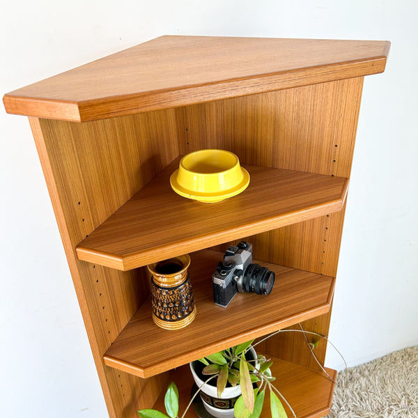 PARKER CORNER BOOKCASE