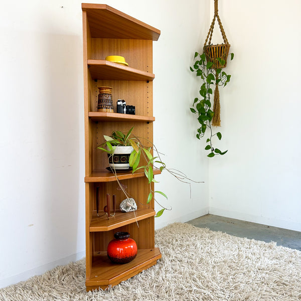 PARKER CORNER BOOKCASE