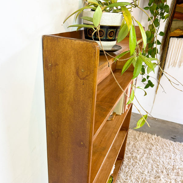 SLIM TIMBER BOOKCASE MEDIUM