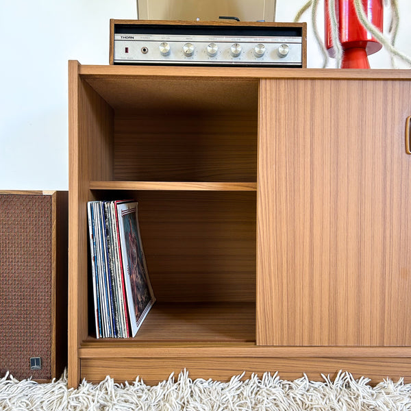 STEREO CABINET