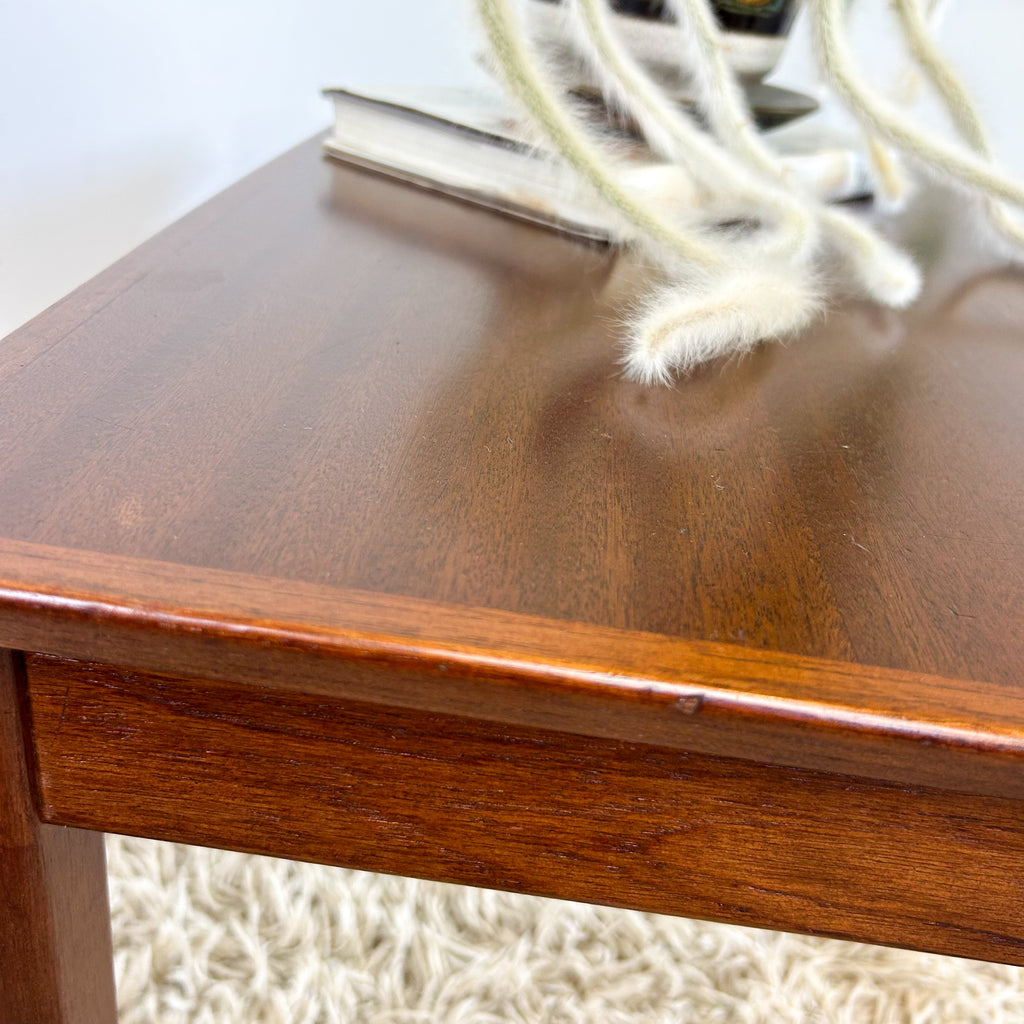 SMALL COFFEE TABLE