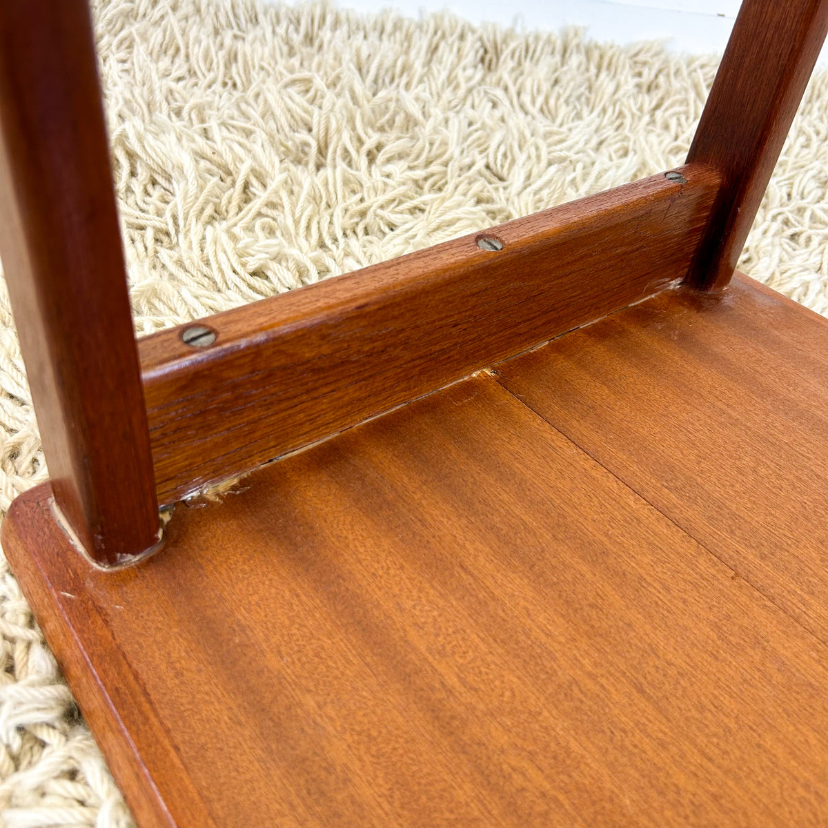 SMALL COFFEE TABLE