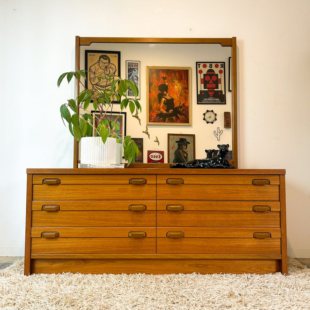 MACROB DRESSER DRAWERS WITH MIRROR - HEY JUDE WORKSHOP • Vintage furniture & objects Melbourne