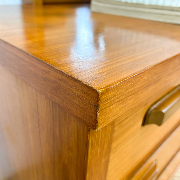 MACROB DRESSER DRAWERS WITH MIRROR