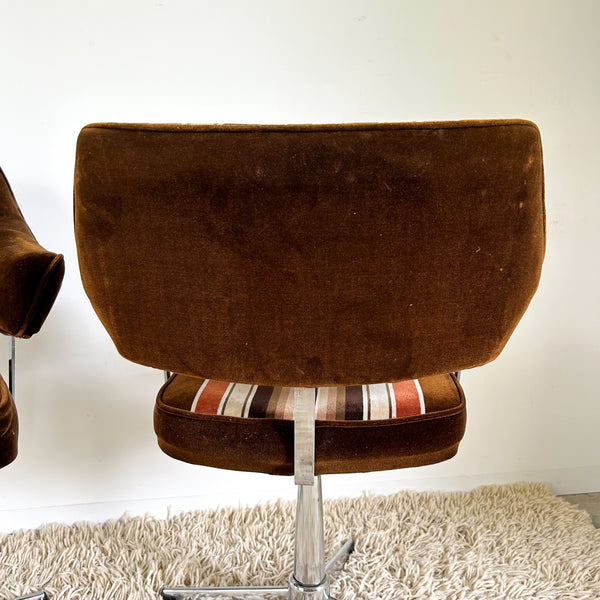 ULTRA VELOUR SWIVEL CHAIRS