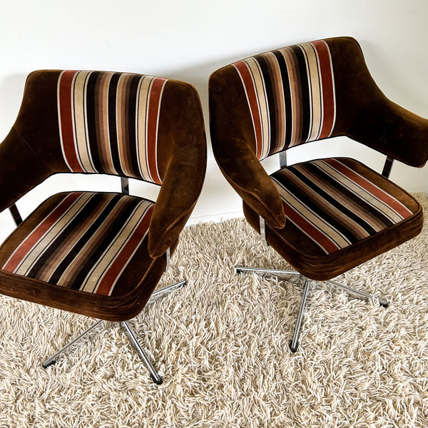 ULTRA VELOUR SWIVEL CHAIRS