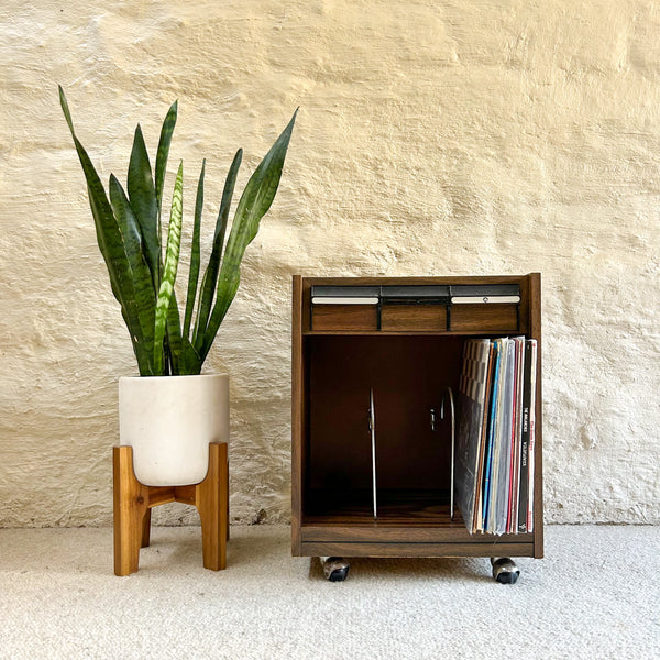 AUDIOSONIC CABINET