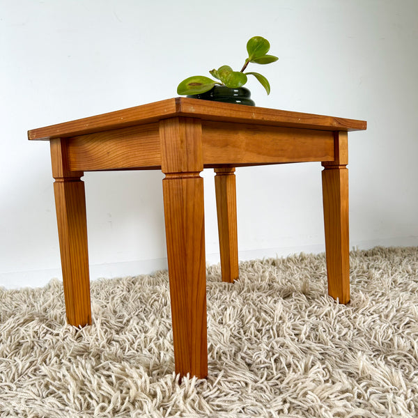 TILE TOP COFFEE TABLE