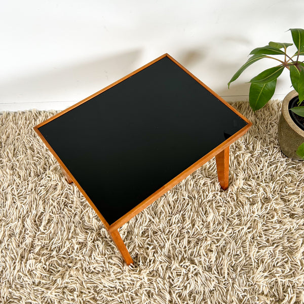 COFFEE TABLE WITH BLACK GLASS TOP