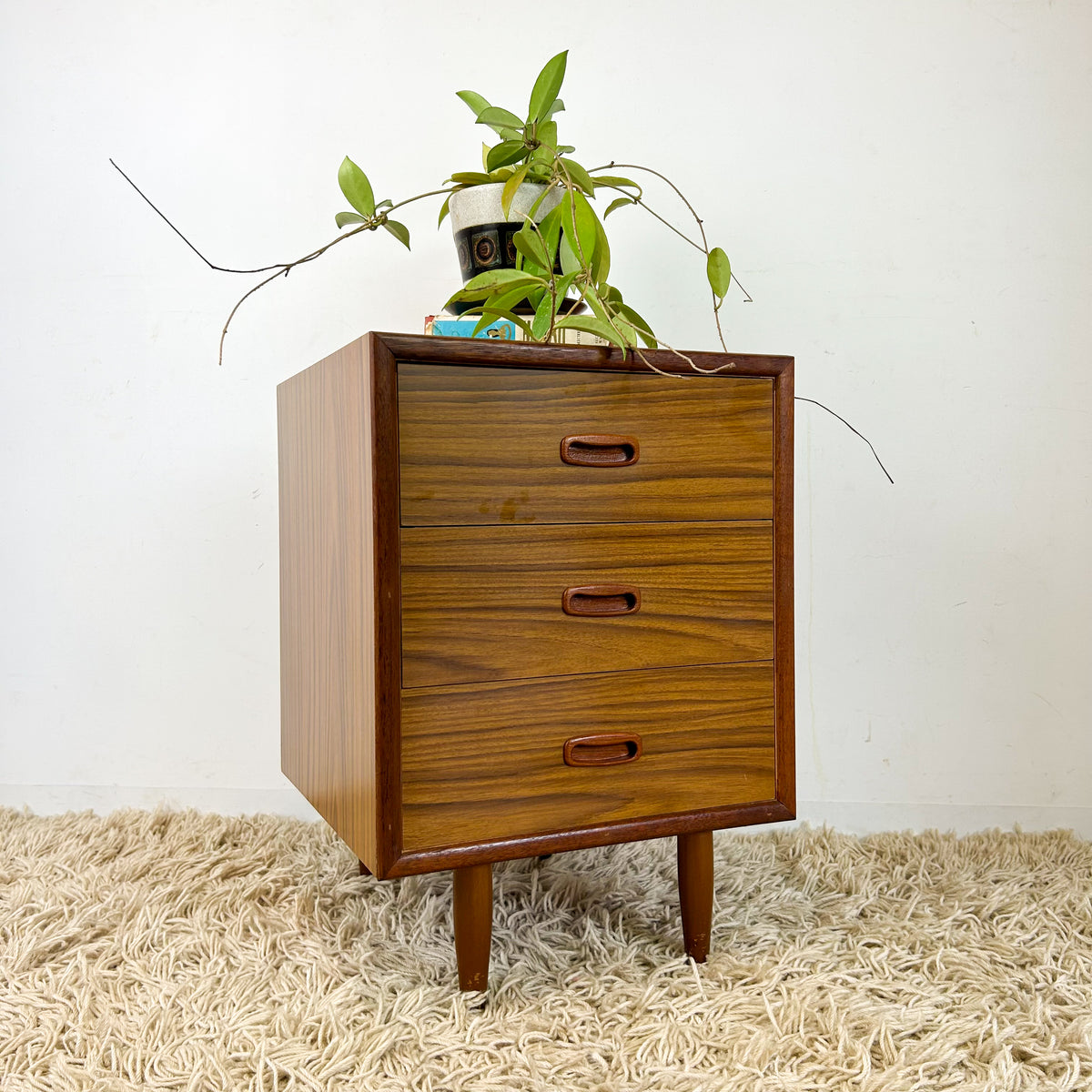ALROB BEDSIDE DRAWERS (SINGLE) - HEY JUDE WORKSHOP • Vintage furniture & objects Melbourne