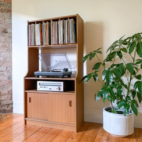 STEREO CABINET