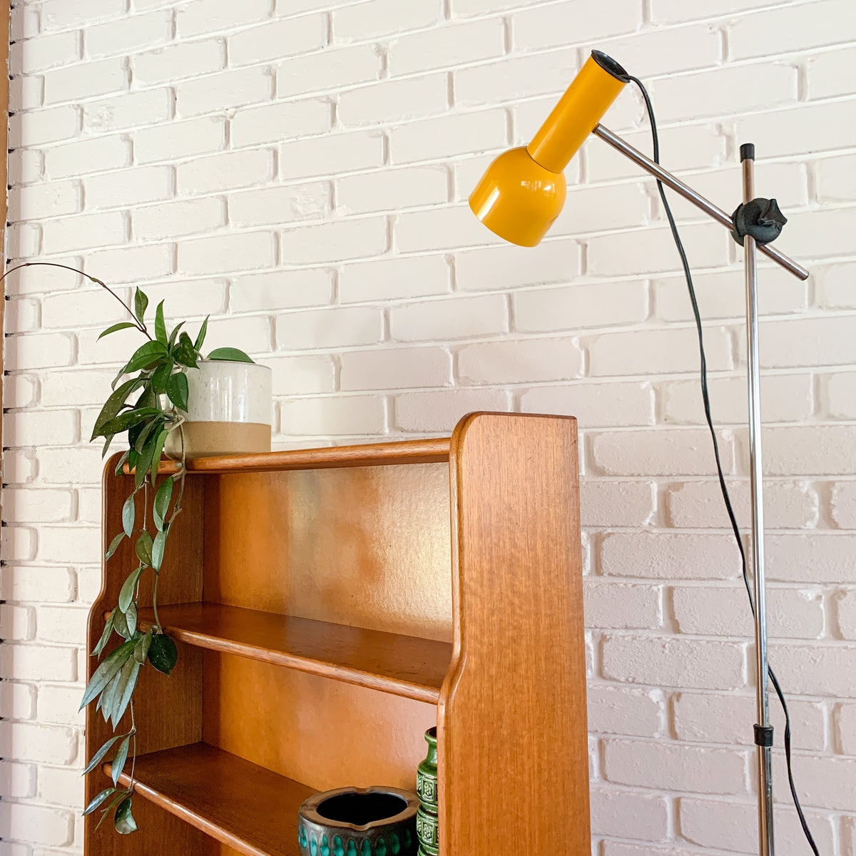 WATERFALL BOOKCASE
