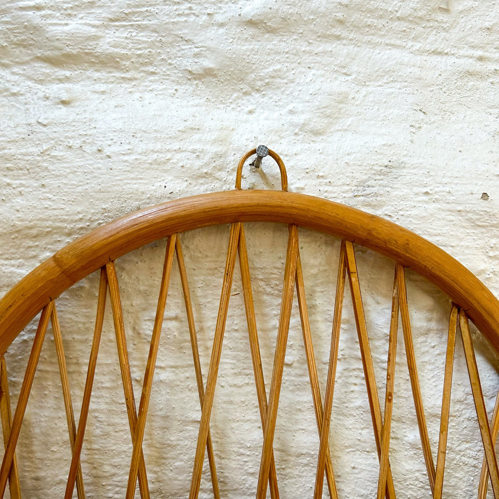 CANE HANGING SHELF
