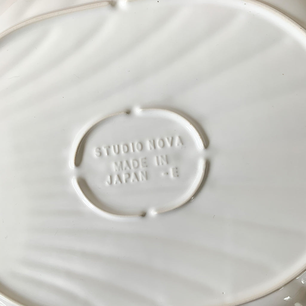 JAPANESE CERAMIC SHELL PLATTER - HEY JUDE WORKSHOP • Vintage furniture & wares.