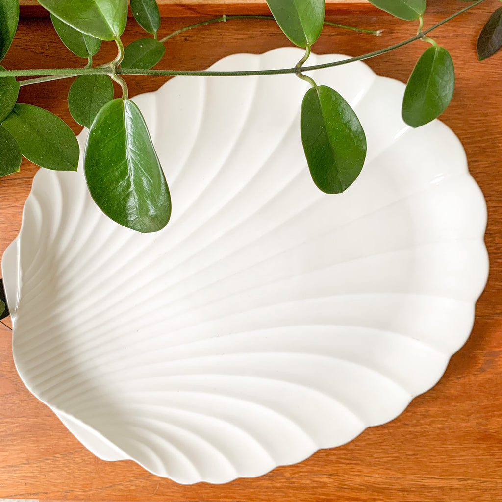JAPANESE CERAMIC SHELL PLATTER - HEY JUDE WORKSHOP • Vintage furniture & wares.
