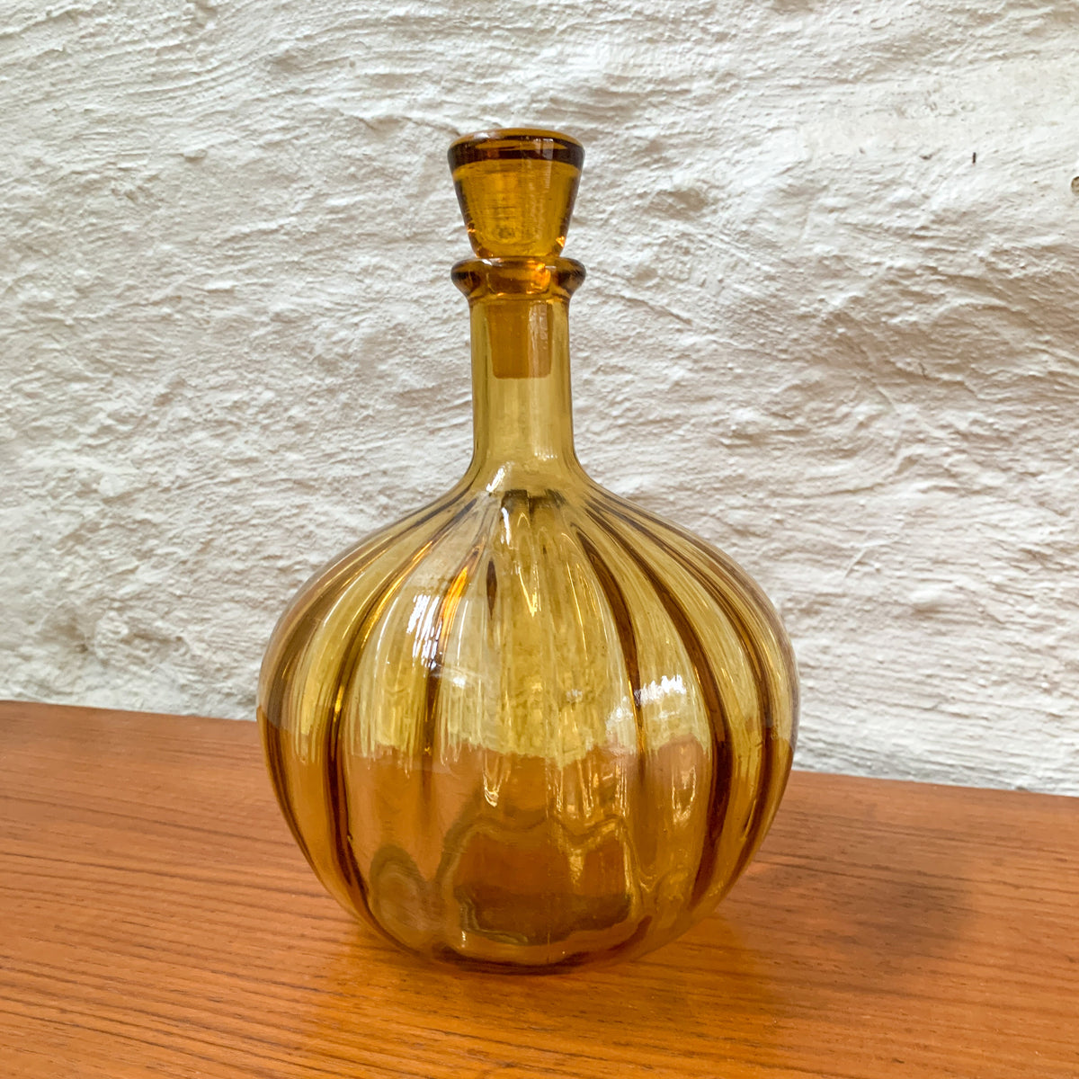 AMBER GLASS DECANTER - HEY JUDE WORKSHOP • Vintage furniture & objects Melbourne