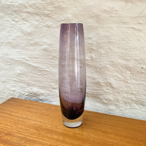 PURPLE GLASS VASE