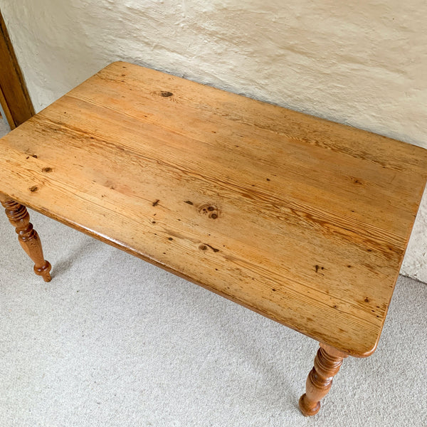 RUSTIC PINE DINING TABLE