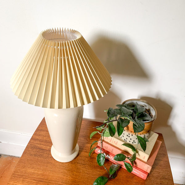 CERAMIC LAMP WITH PLEATED SHADE