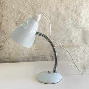 GOOSE NECK TABLE LAMP